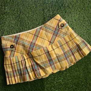 Yellow Abercrombie & Fitch plaid skirt